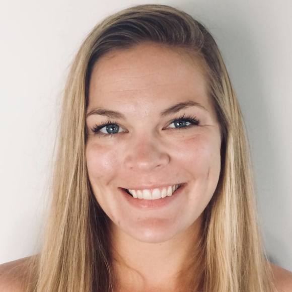 Meet your Posher, Laura - Picture 1 of 1